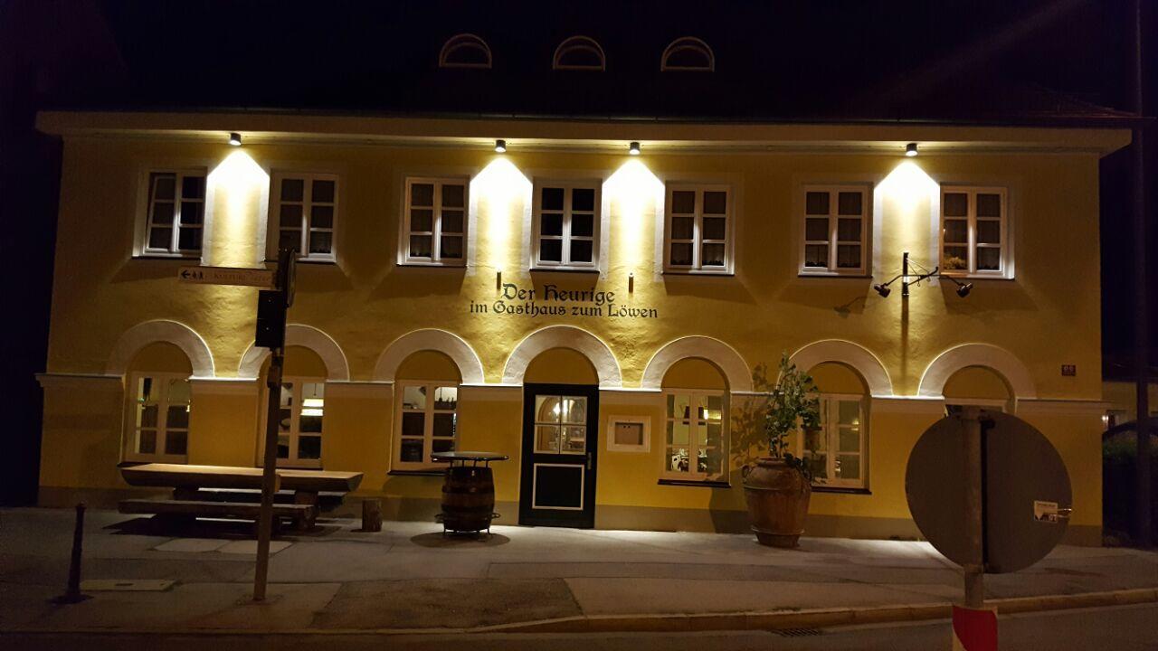 Der Heurige Im Gasthaus Zum Loewen Freising Bagian luar foto